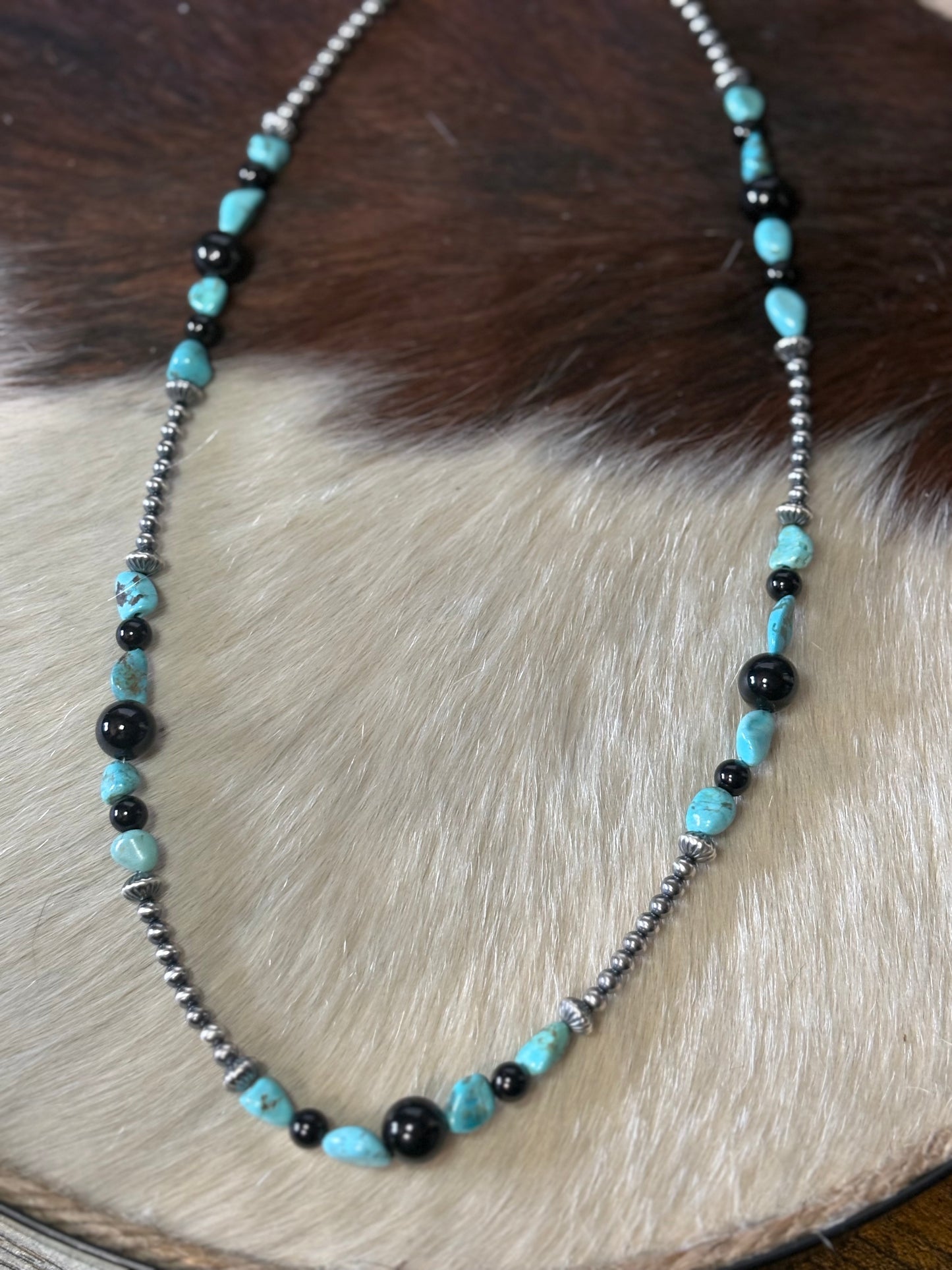 The Elly Necklace